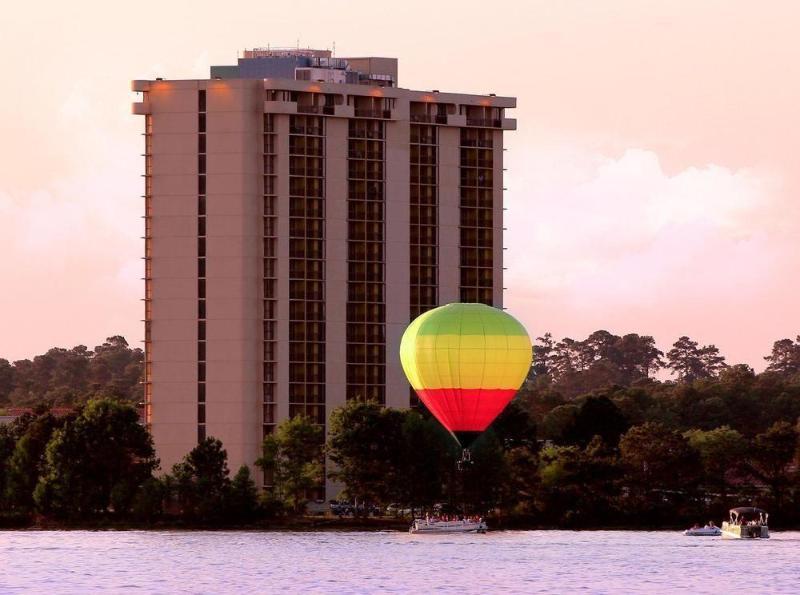La Torretta Lake Resort & Spa Montgomery Exterior foto